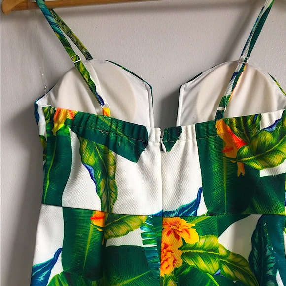 TIGER MIST Green Tropics Miranda Dress - Picture 7 of 11